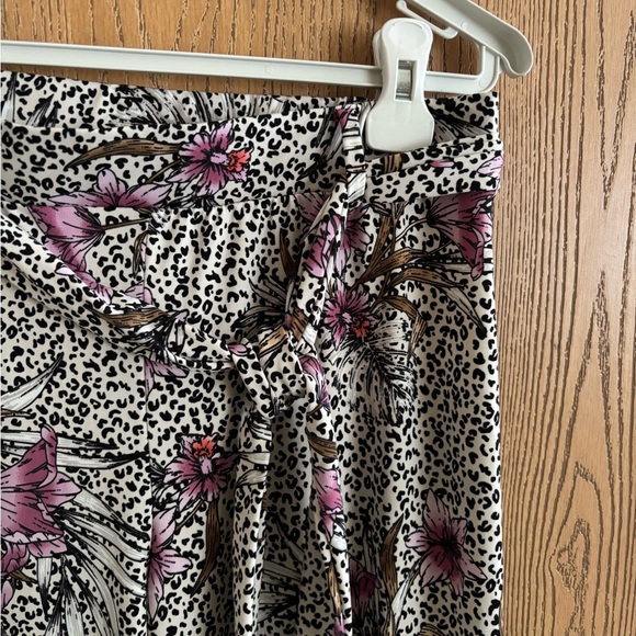 Joan Vass Floral Pants - Picture 3 of 7
